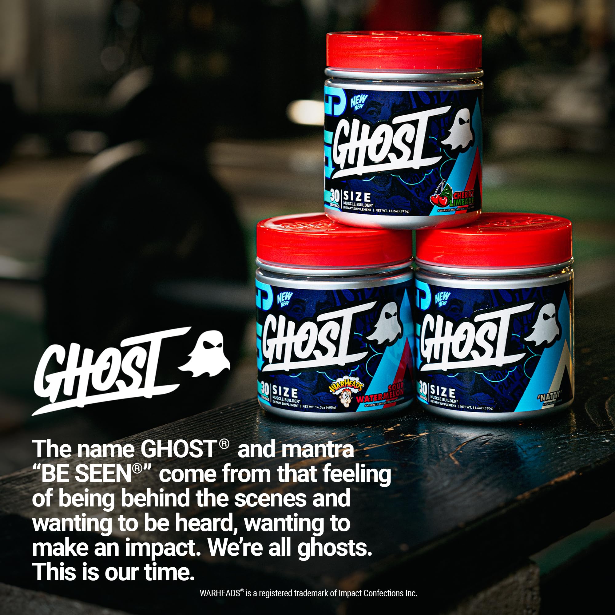 GHOST producto junto a mancuernas en gimnasio demostrando uso antes del entrenamiento