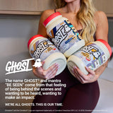GHOST lifestyle atleta con batido, resalta conveniencia para rutinas activas y estilo de vida