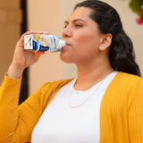 Glucerna caja de 12 botellas mostrando empaque para compra por volumen y almacenamiento