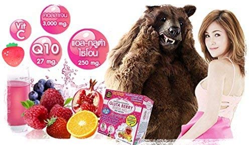 Comparación de tamaño del sobre Gluta Berry junto a una mano para escala