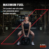 GNC AMP MASS XXX scoop con polvo y medida, ayuda a visualizar la porción por servicio
