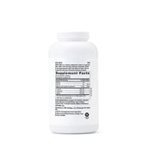 GNC primer plano de softgel mostrando textura fácil de tragar y absorción