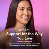 GNC primer plano de un caplet prenatal mostrando textura y forma