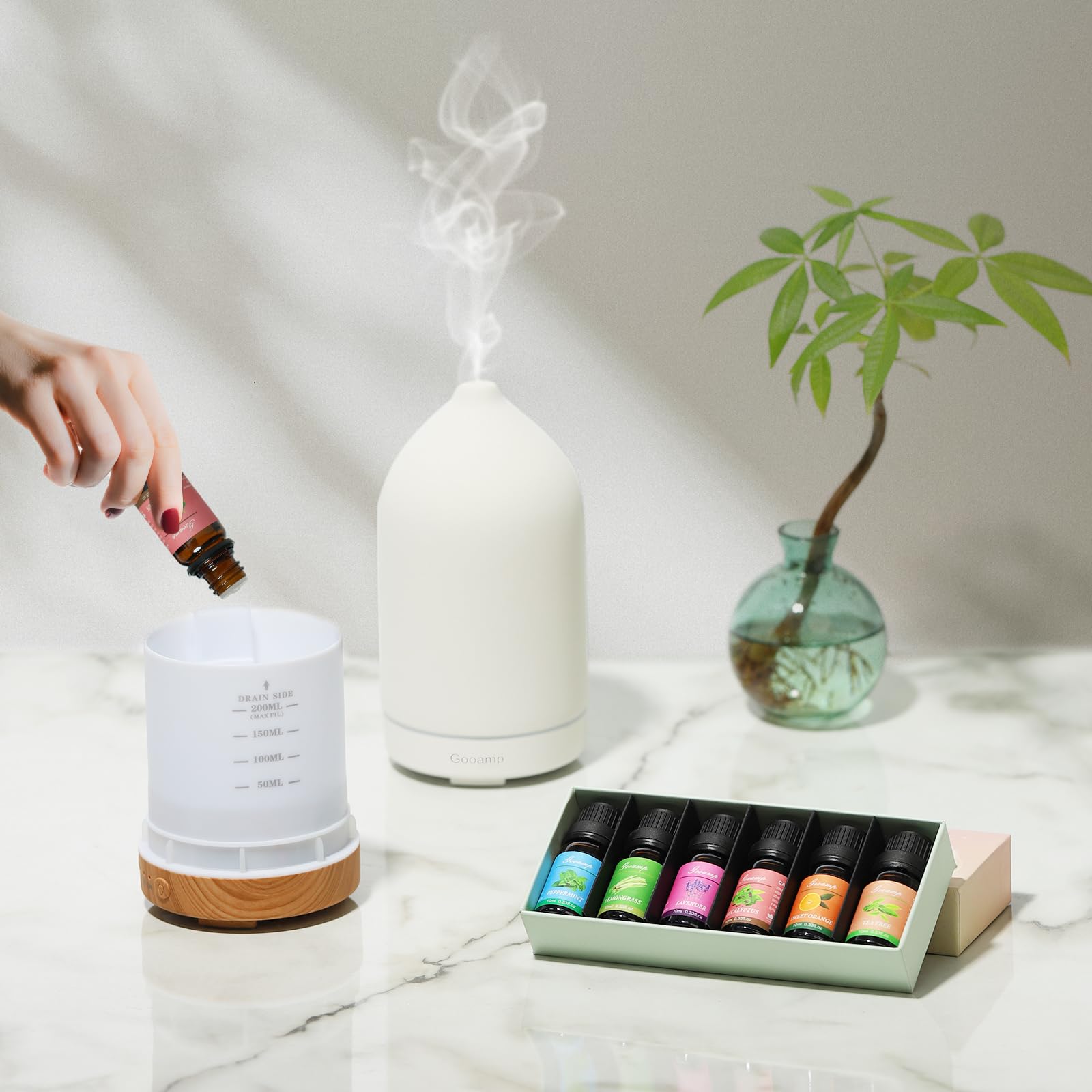 Gooamp gota de aceite esencial en cuenco mostrando textura y pureza aromática
