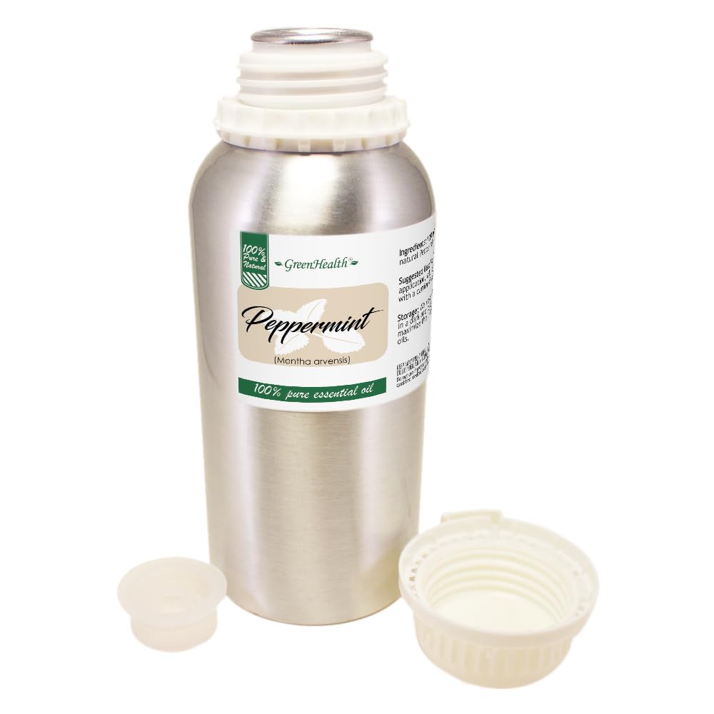 GreenHealth gota de aceite esencial de menta en primer plano destacando su pureza y brillo