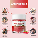 Gominolas GREENPEOPLE en mano para comparar tamaño y facilidad de toma