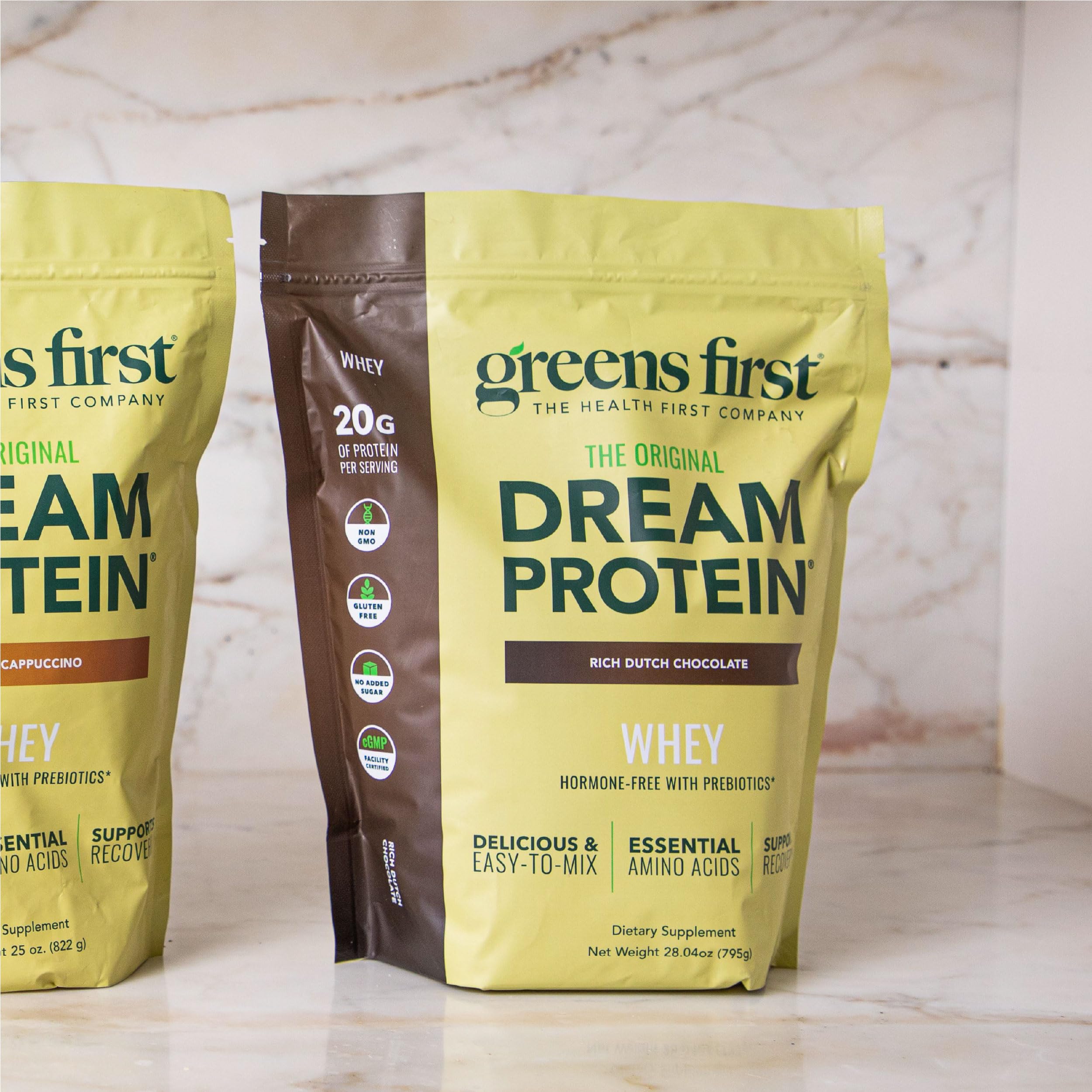 Greens First etiqueta nutricional en detalle indicando 20g proteína por porción