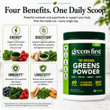 Greens First polvo mezclado en batido con frutas para más nutrientes