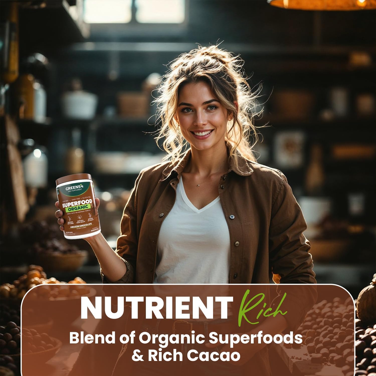 Greens+ cucharada mostrando porción diaria práctica para energía y nutrientes