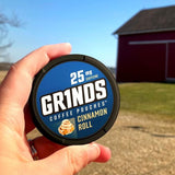 Grinds comparación de tamaño en mano para mostrar portabilidad