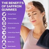 GrnLife gomitas en mano para comparar tamaño y facilidad de ingestión