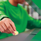 HALLS detalle de la etiqueta con información de vitamina C visible