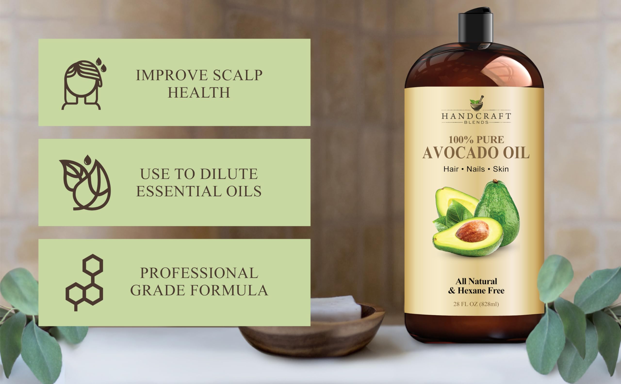 Handcraft Blends aceite de aguacate en manos durante masaje, deslizamiento confortable