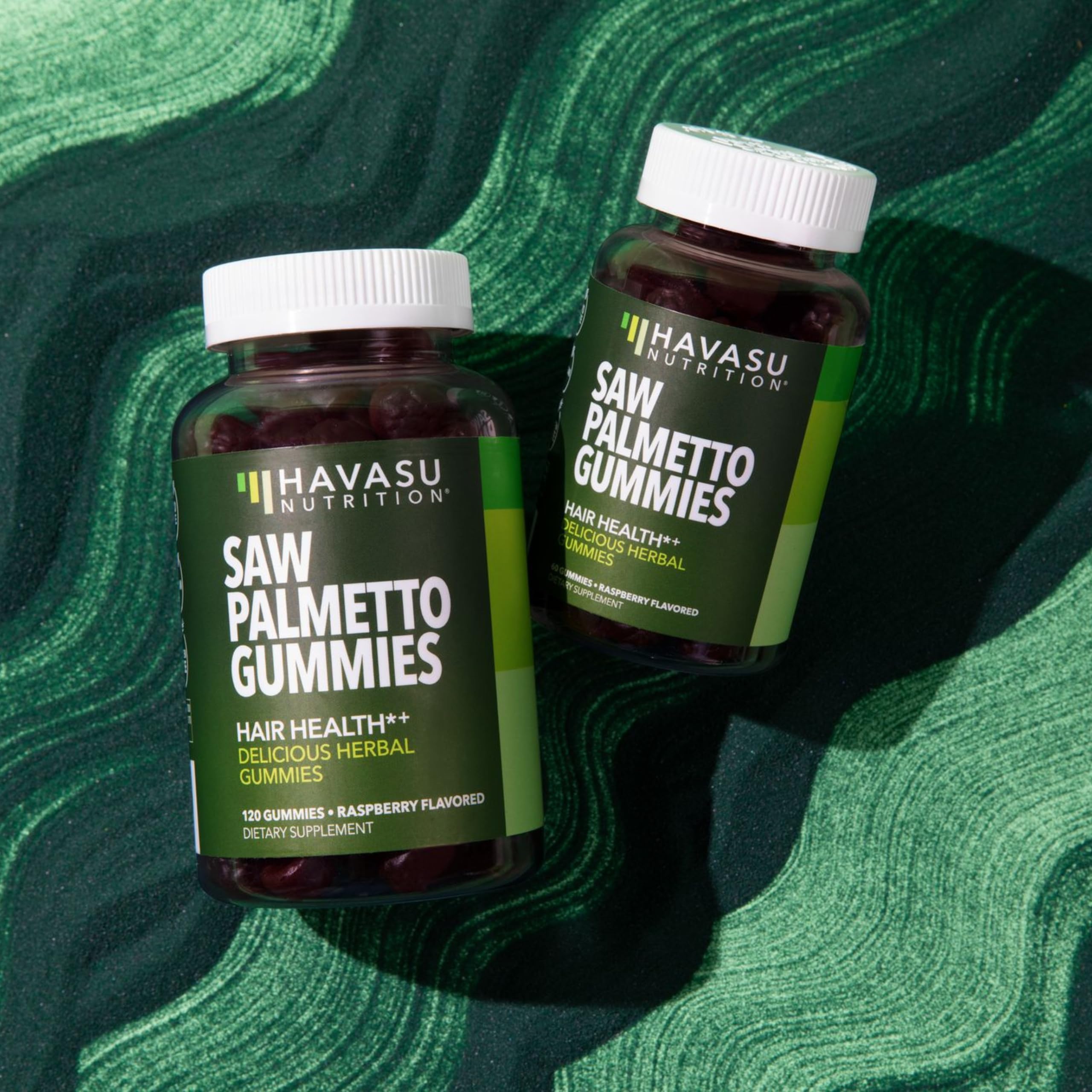 HAVASU NUTRITION hombre tomando gominola en contexto de rutina