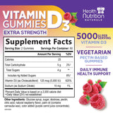 Health Nutrition Naturals gomita en mano mostrando tamaño y facilidad de uso