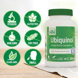 Health Thru Nutrition softgel en mano para comparar tamaño y dosificación clara