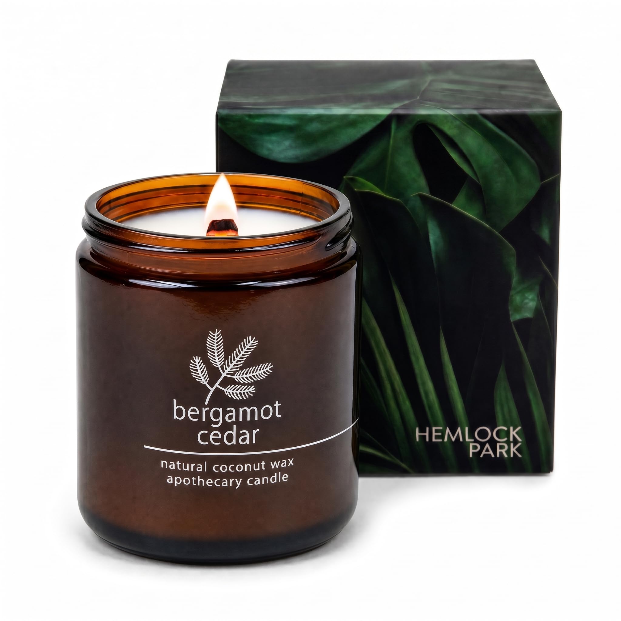 Hemlock Park vela frontal con bergamot cedar mostrando diseño y aroma duradero