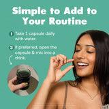 Her Fantasy Box cápsula mezclada en un vaso de jugo, uso práctico y rápido