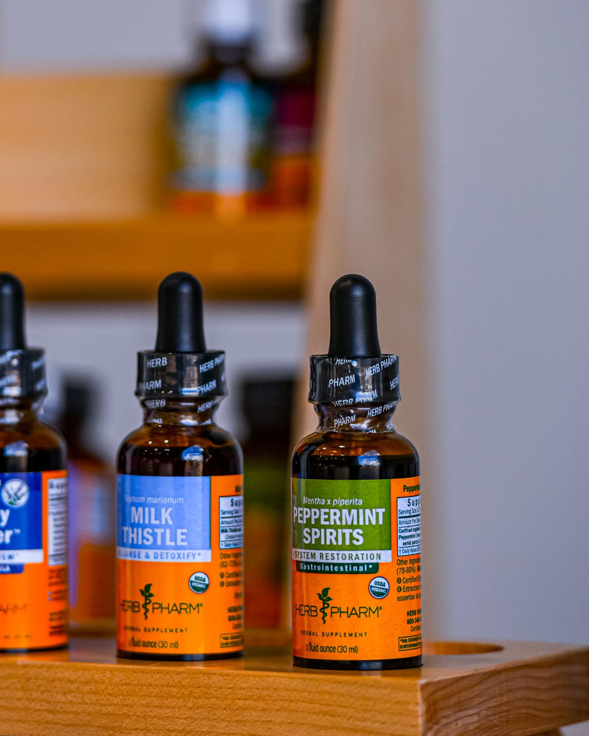 Herb Pharm campo Regenerative Organic Certified donde crecen hierbas con prácticas sostenibles