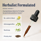 Herb Pharm botella en mano para comparar tamaño y rendimiento
