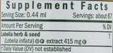 Herb Pharm gota de extracto sobre superficie, demuestra textura líquida