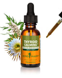 Herb Pharm frasco frontal mostrando la etiqueta y tamaño conveniente
