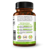 Herbal Goodness cápsula en mano para comparar tamaño y facilidad de toma