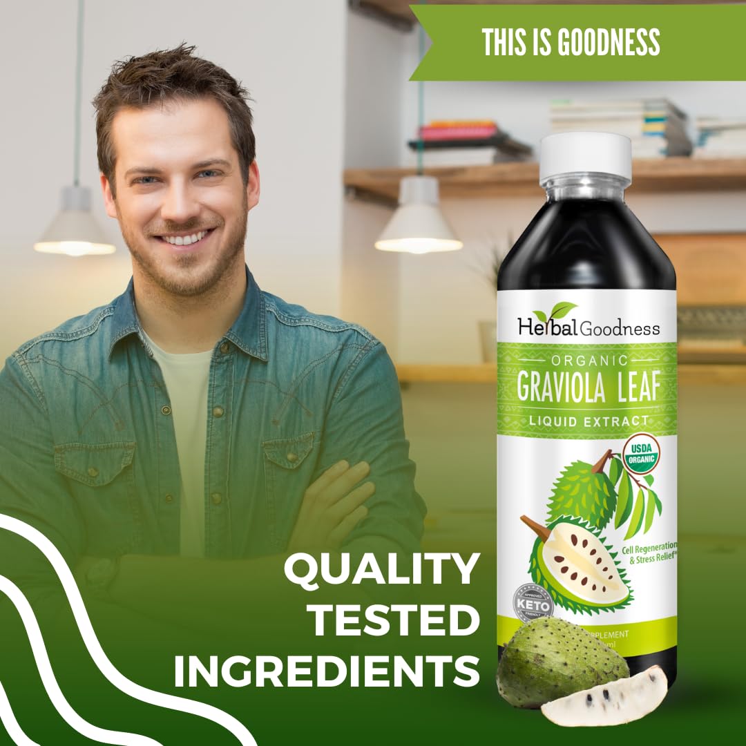 Herbal Goodness comparación de tamaño con mano para referencia de 12 oz