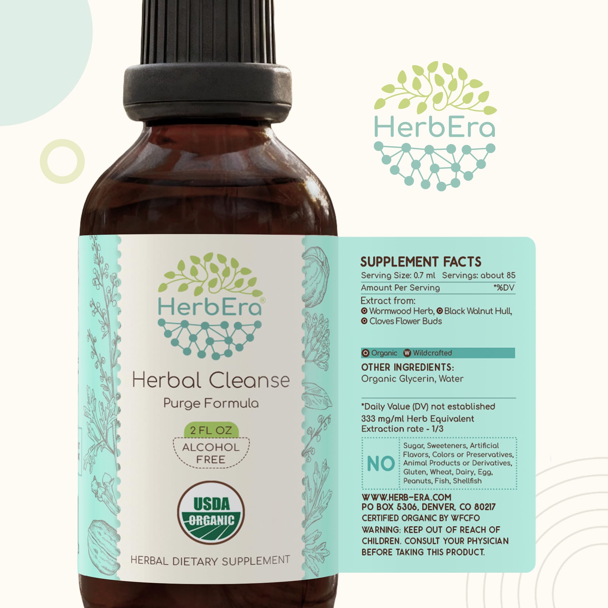 HerbEra frasco en mano mostrando tamaño de 2 fl oz para referencia práctica