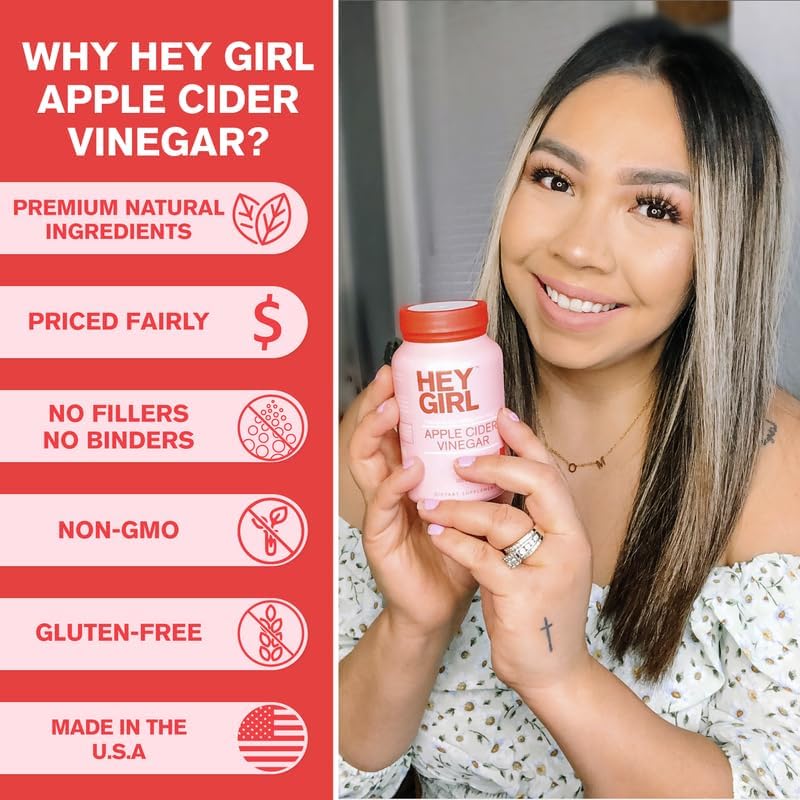 Cápsula Hey Girl Tea en mano para comparar tamaño y facilitar dosificación