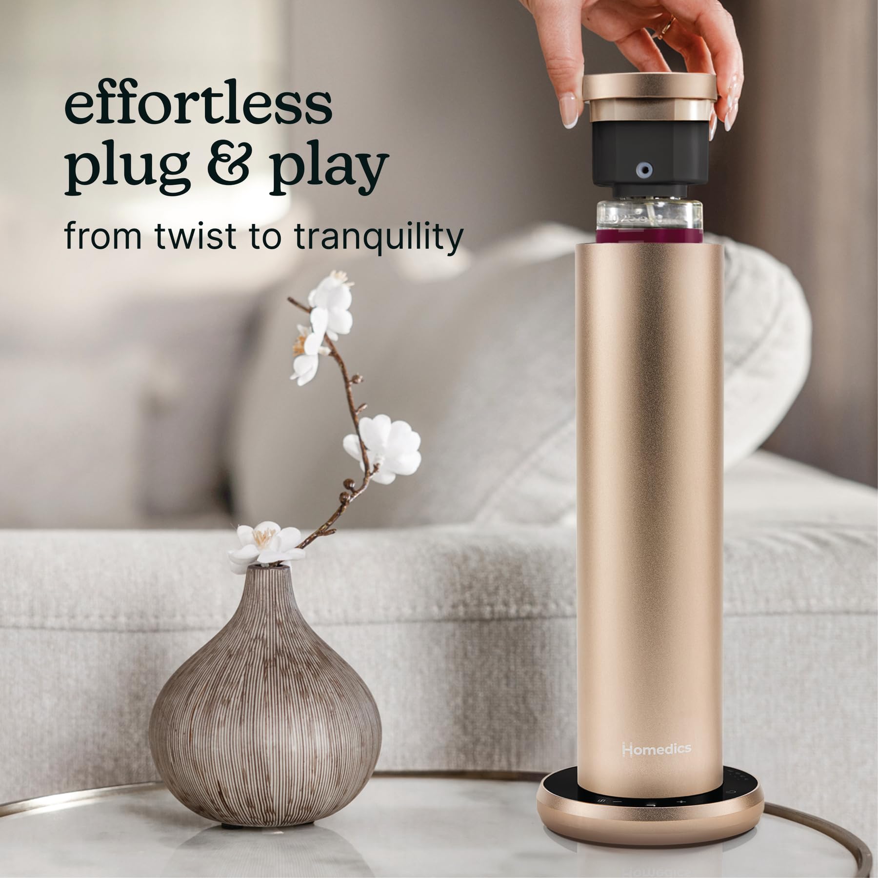 Homedics SereneScent contenido de la caja: difusor, aceites, control y adaptador