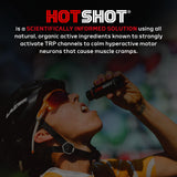 HOTSHOT sobre mesilla junto a agua, alivio nocturno práctico