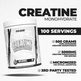 Polvo micronizado de Huge Supplements en primer plano, textura fina y fácil mezcla
