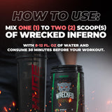 Usuario en gimnasio tomando Wrecked Inferno de Huge Supplements antes del entrenamiento