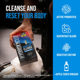Hydroxycut cápsulas en mano para comparar tamaño y administración segura