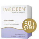 Imedeen Prime Renewal tabletas en mano para mostrar dosis diaria conveniente