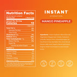 Instant Hydration manos sosteniendo sobre para uso en movimiento y conveniencia