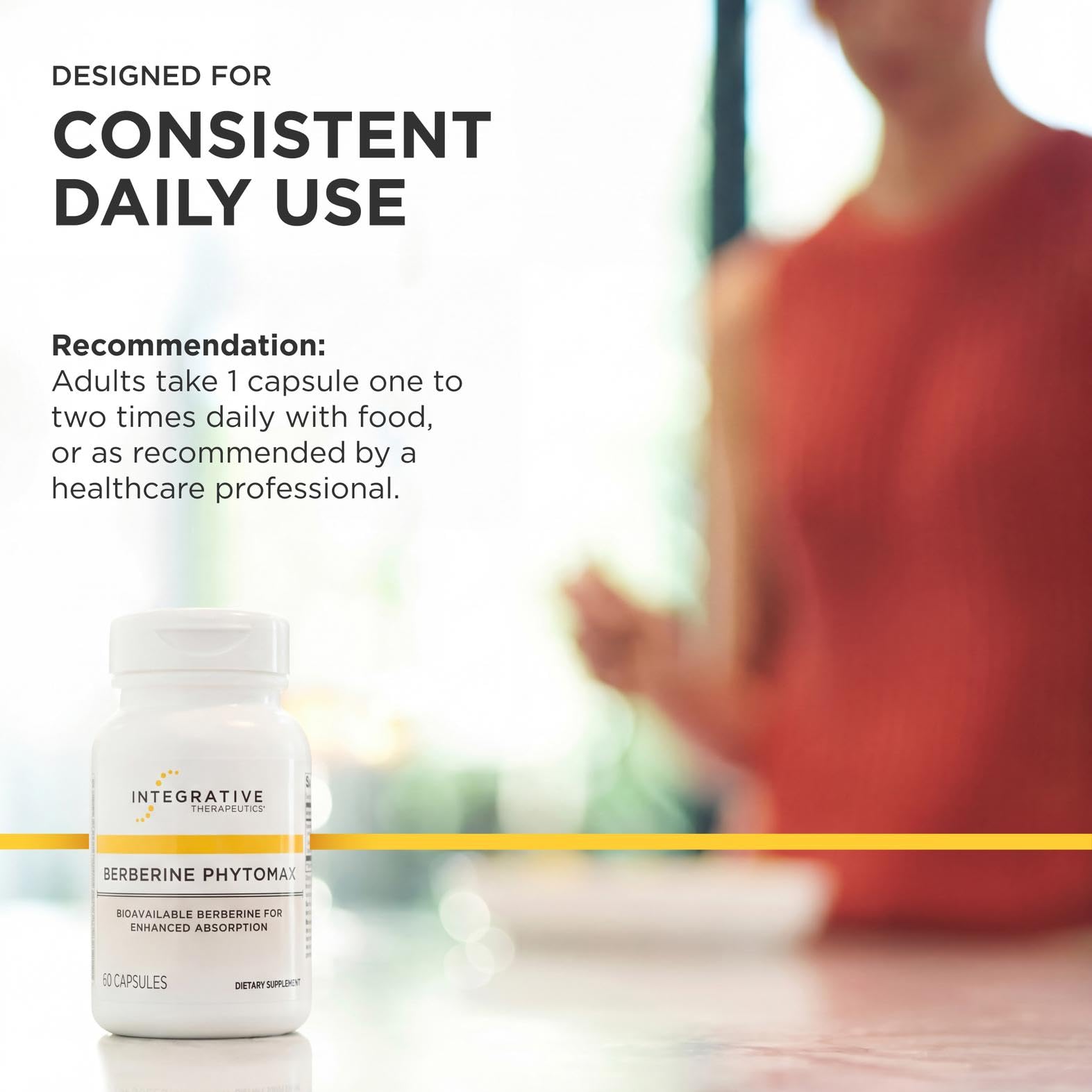 Integrative Therapeutics mano sosteniendo cápsula, uso fácil en el día a día