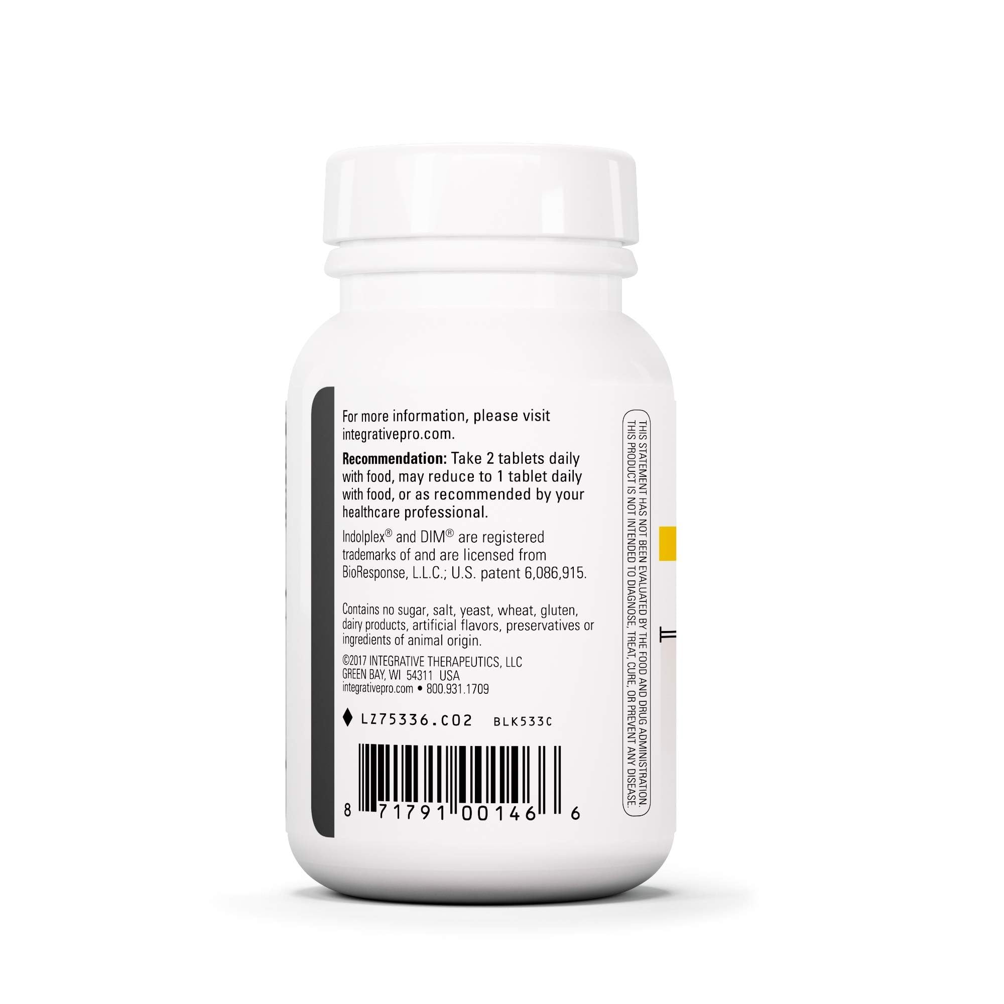 Integrative Therapeutics cápsula en mano que muestra tamaño real y dosificación práctica