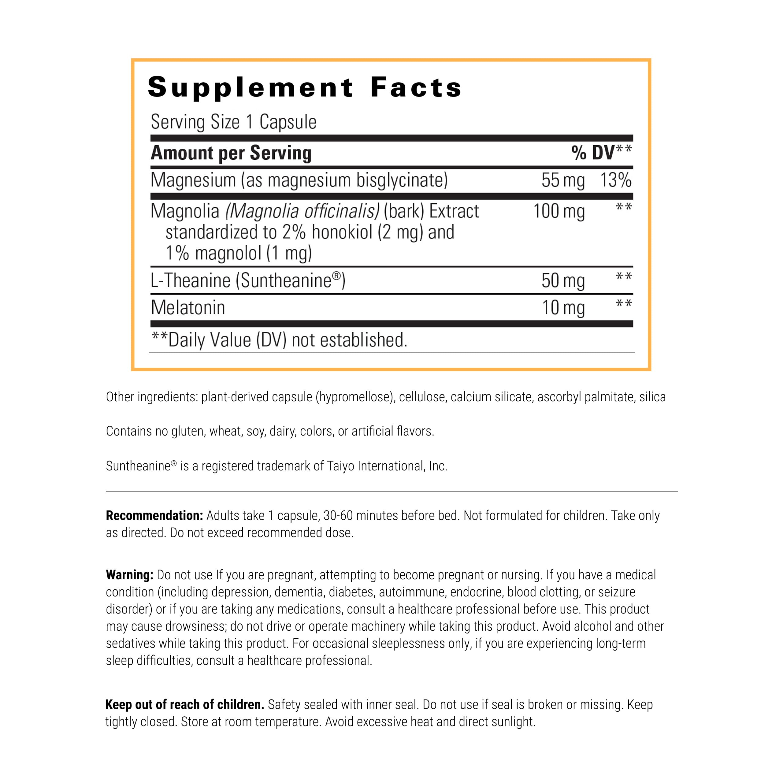 Integrative Therapeutics cápsulas en mano mostrando dosis fácil de tomar