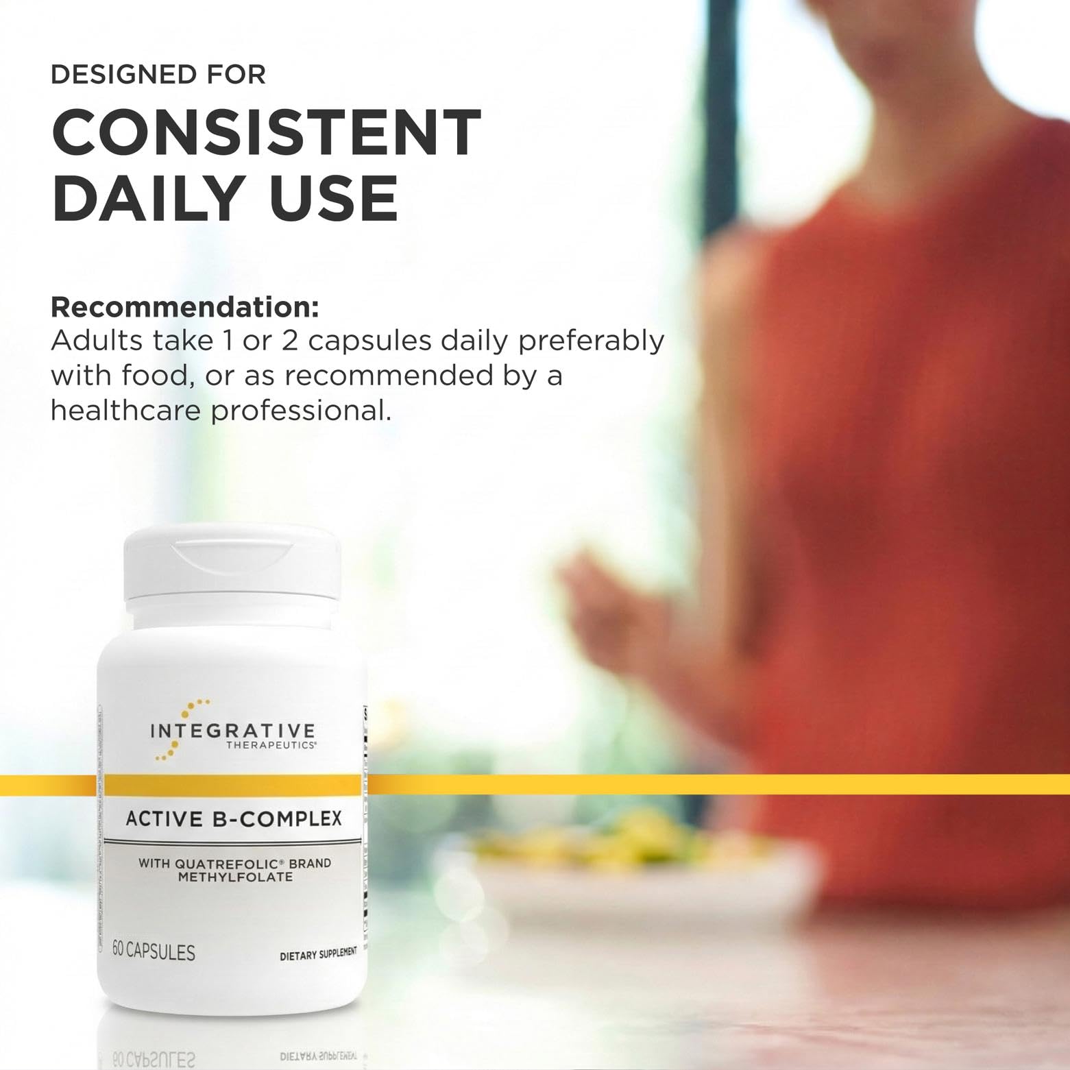 Integrative Therapeutics estilo de vida: persona activa desayunando con suplemento