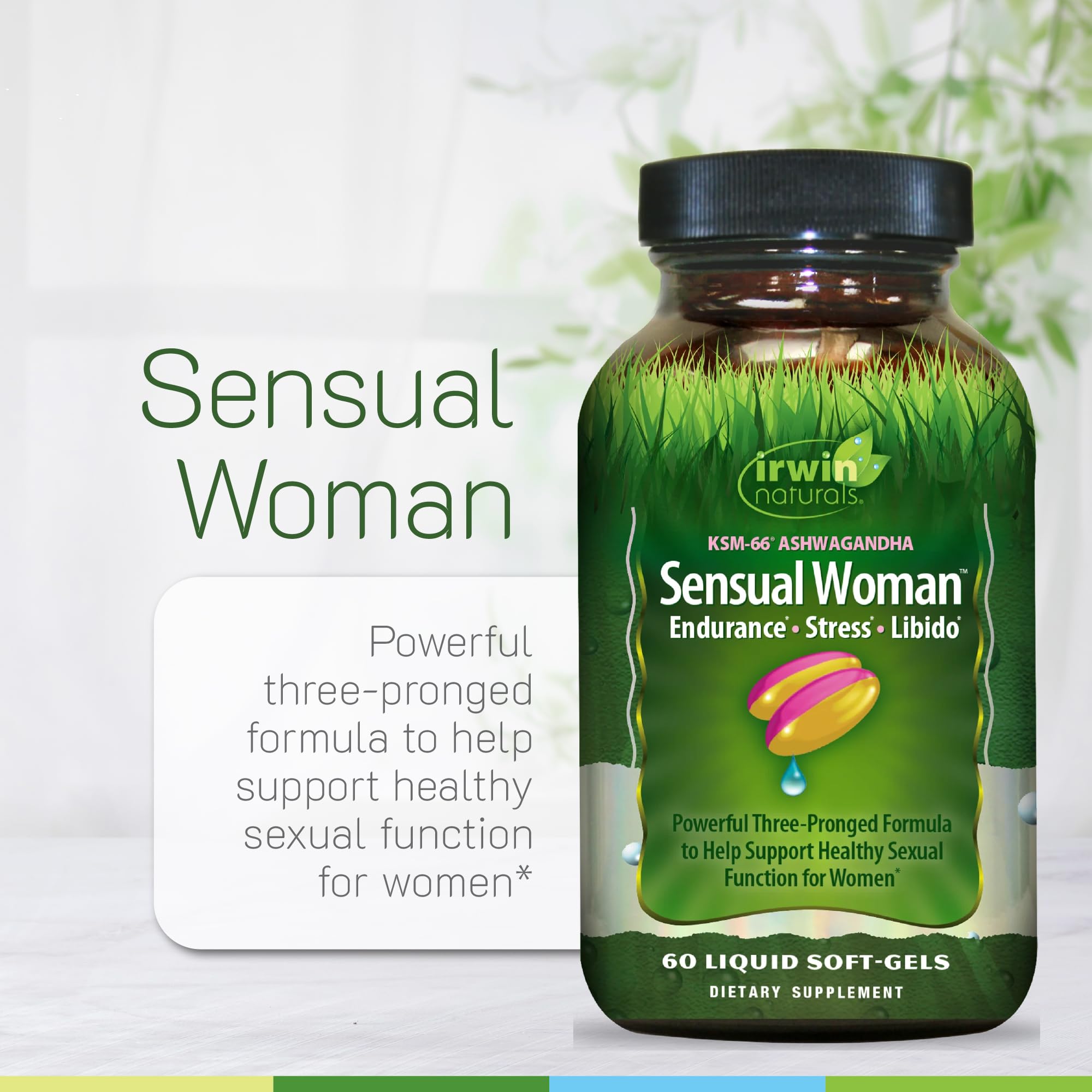 Irwin Naturals mujer tomando suplemento apoyando su rutina diaria