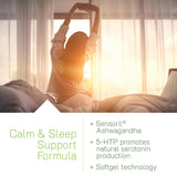 Persona sosteniendo una cápsula Irwin Naturals antes de dormir para mostrar dosis práctica