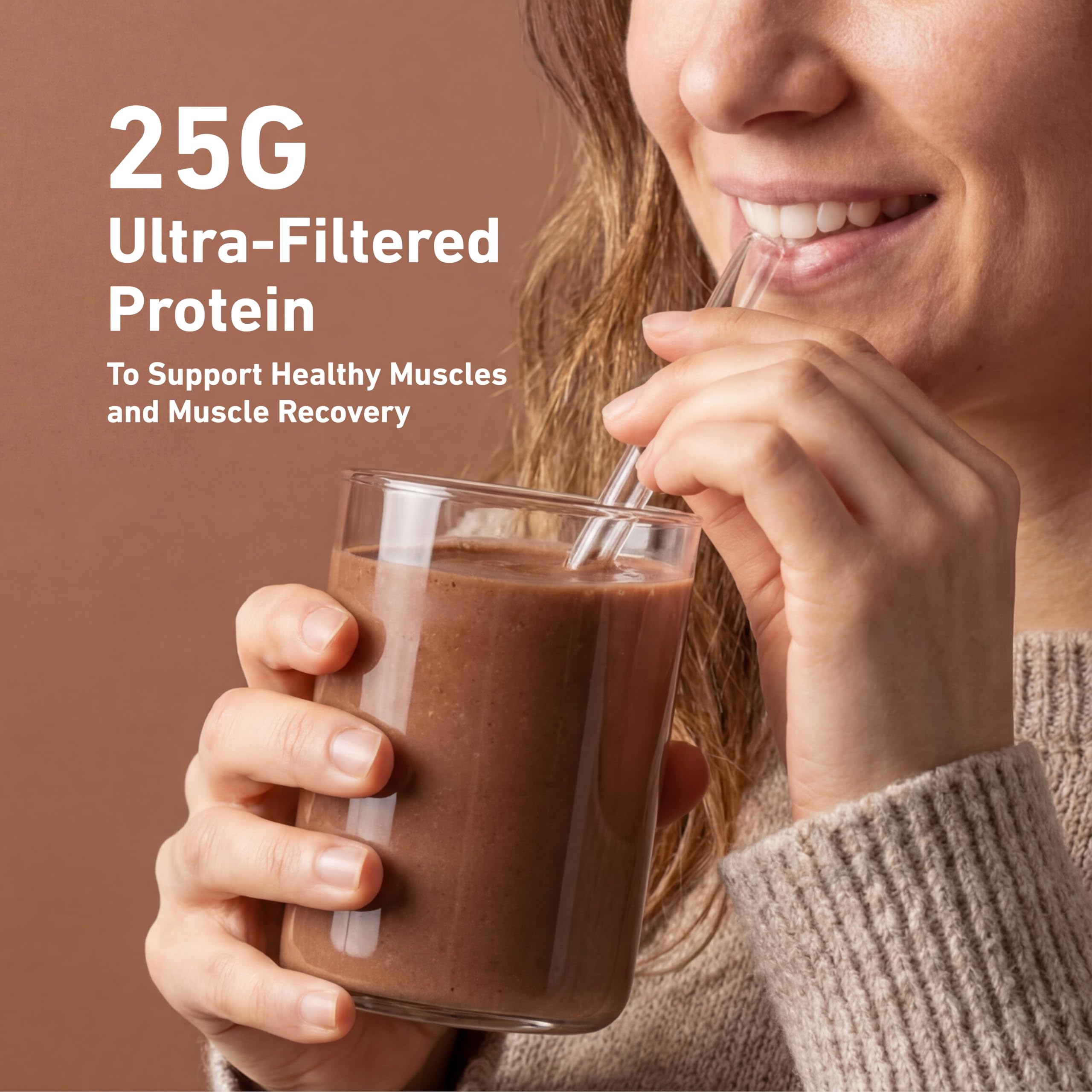 Isopure batido de chocolate servido en vaso para recuperación rápida
