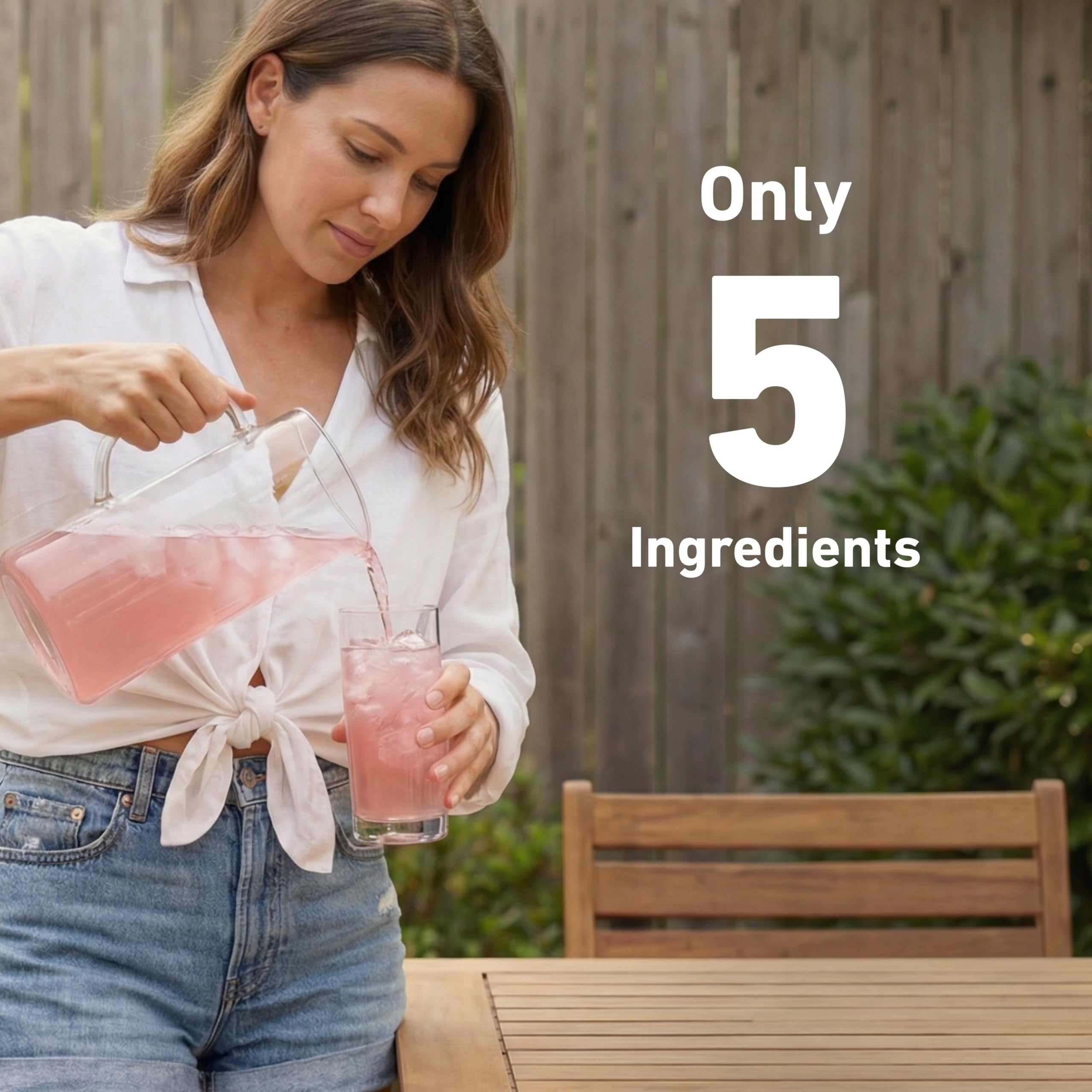 Acercamiento a la etiqueta nutricional de Isopure mostrando ingredientes simples