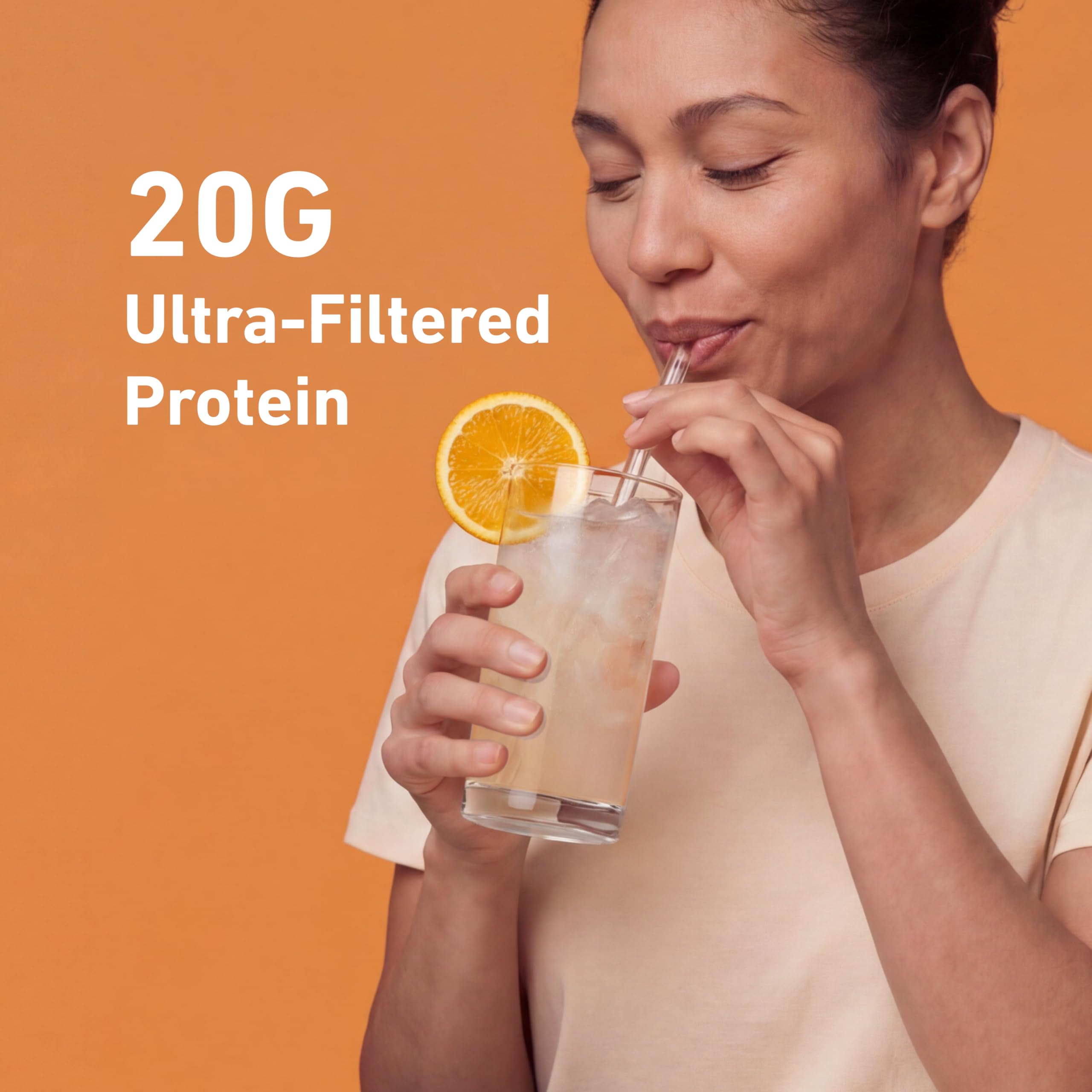 Isopure cucharada con porción en mano para medir 20 g de proteína fácilmente