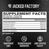 Comparación de tamaño del envase Jacked Factory Creatine + BCAAs con una mano
