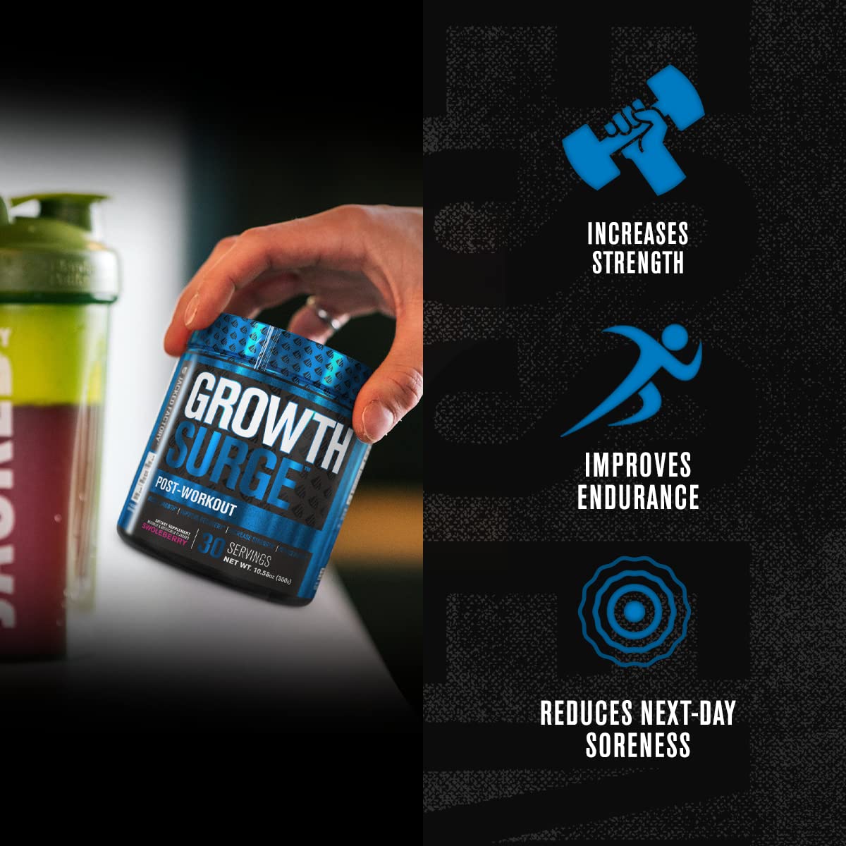 Vaso con Growth Surge mezclado y espuma ligera lista para beber