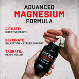 Jocko Fuel comparación de tamaño en mano para visualizar la escala y comodidad