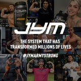 JYM Pro JYM Rocky Road en gimnasio junto a toalla y botella para uso práctico
